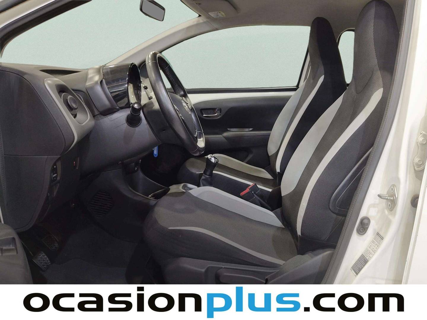 Toyota Aygo Toyota Aygo 1.0 70 x-play (69 CV) 69cv