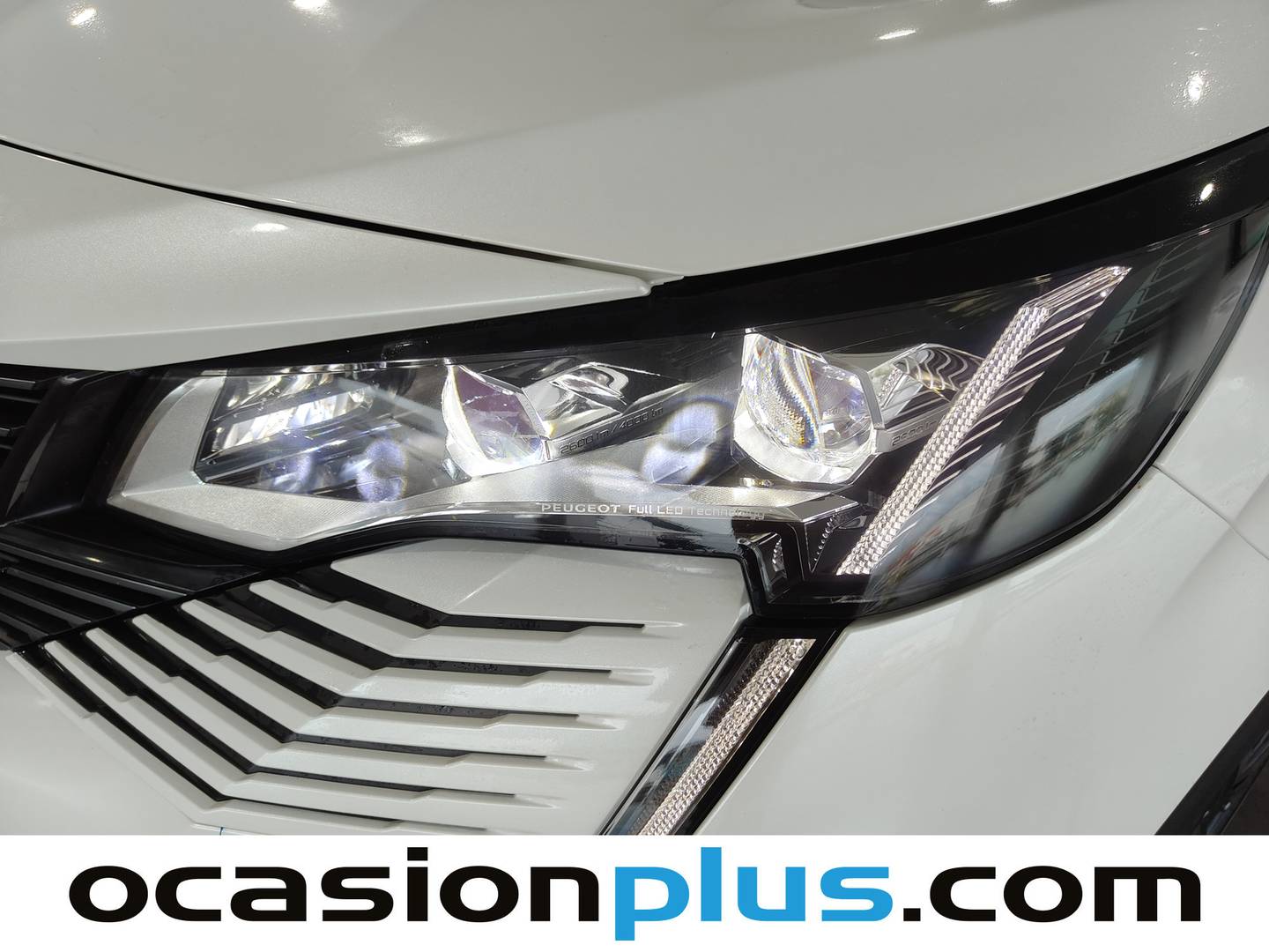 Foto Peugeot 3008 Peugeot 3008 PureTech 130 S&S GT EAT8 (130 CV)