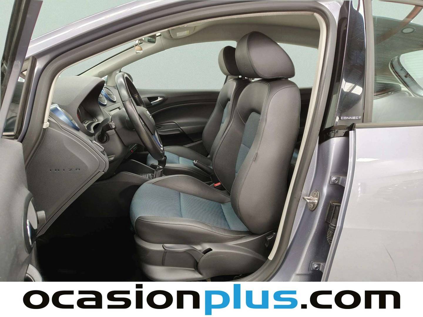 Foto asientos delanteros Seat Ibiza Seat Ibiza 1.4 TDI Style Connect (90 CV)