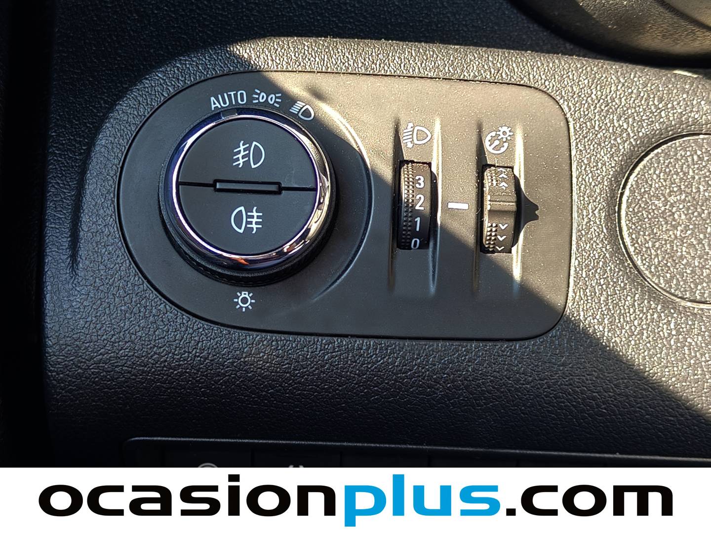 Foto Opel Combo Life Opel Combo Life 1.5 TD Business Edition Plus L1  (102 CV)