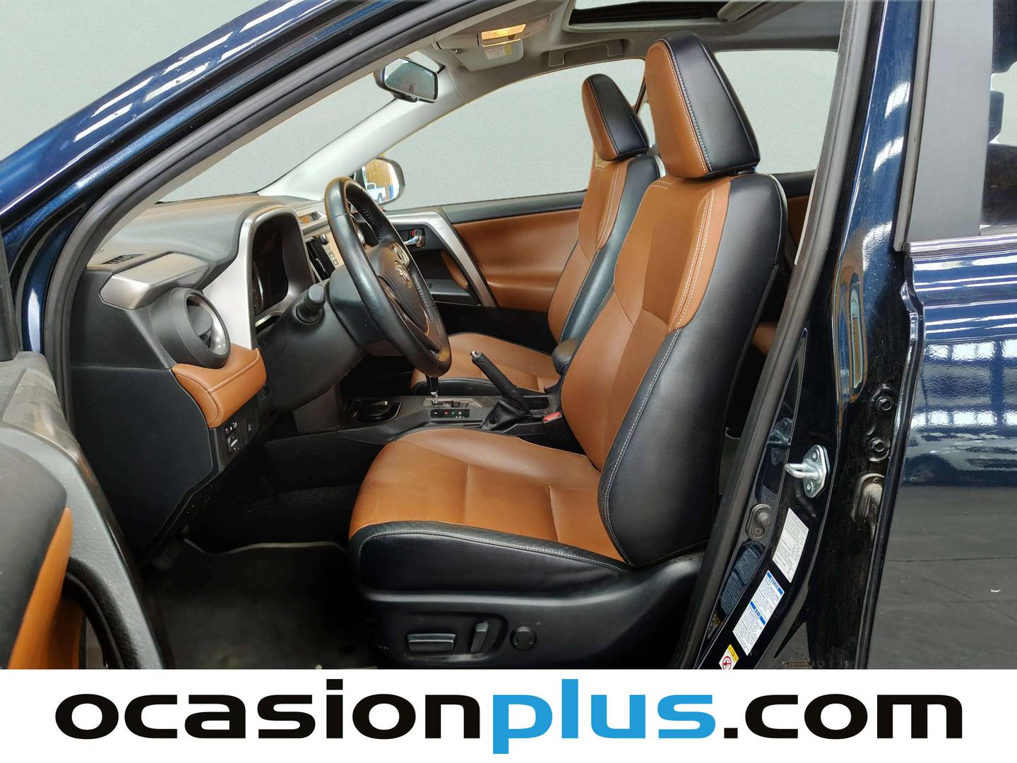 Foto asientos delanteros Toyota Rav4 Toyota Rav4 2.5l hybrid Executive 4WD (197 CV)