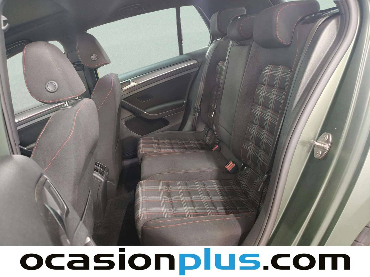 Foto asientos traseros Volkswagen Golf Volkswagen Golf GTI 2.0 TSI (230 CV) DSG
