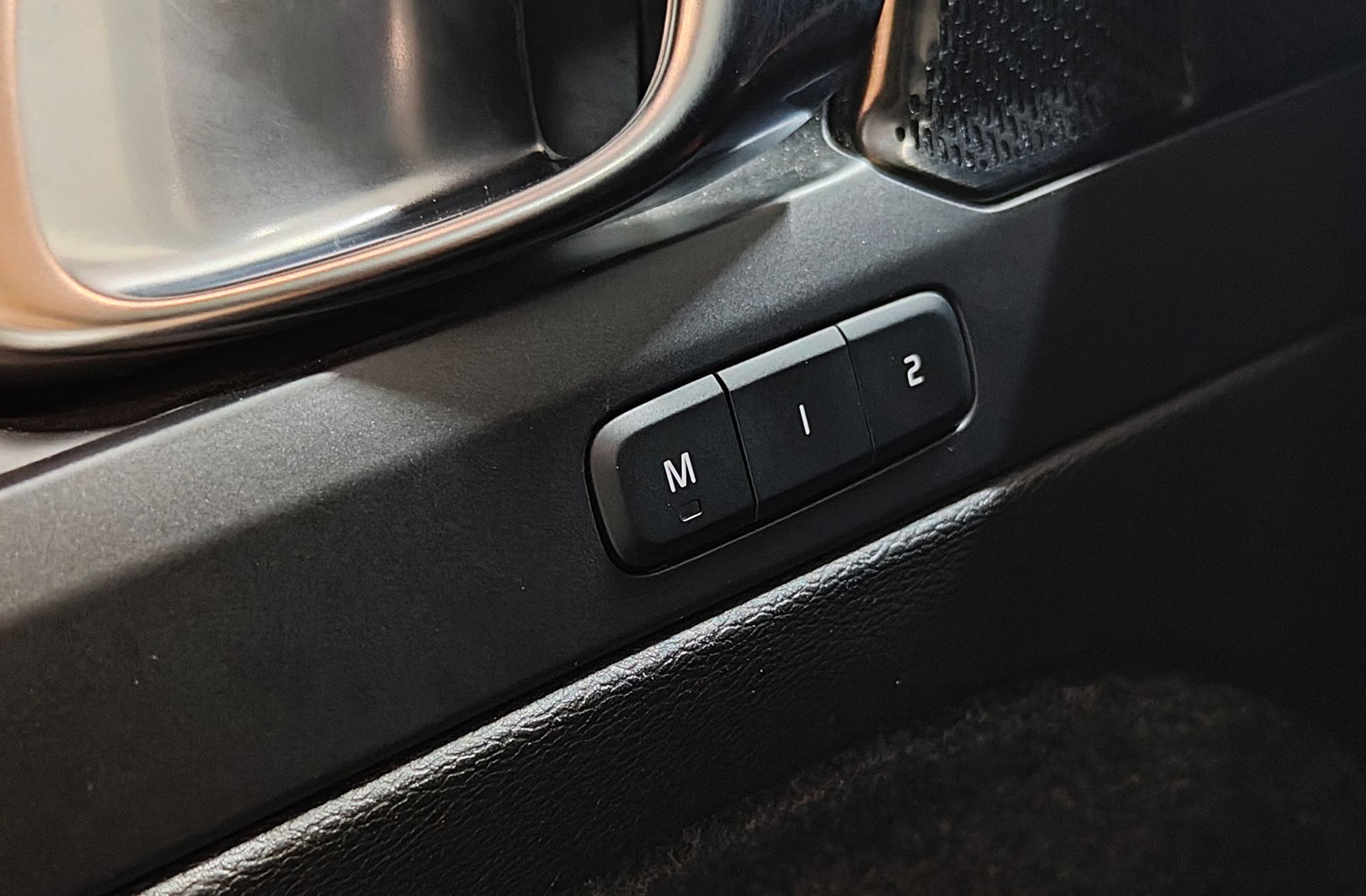 Volvo XC40 Recharge Ultimate - foto 28