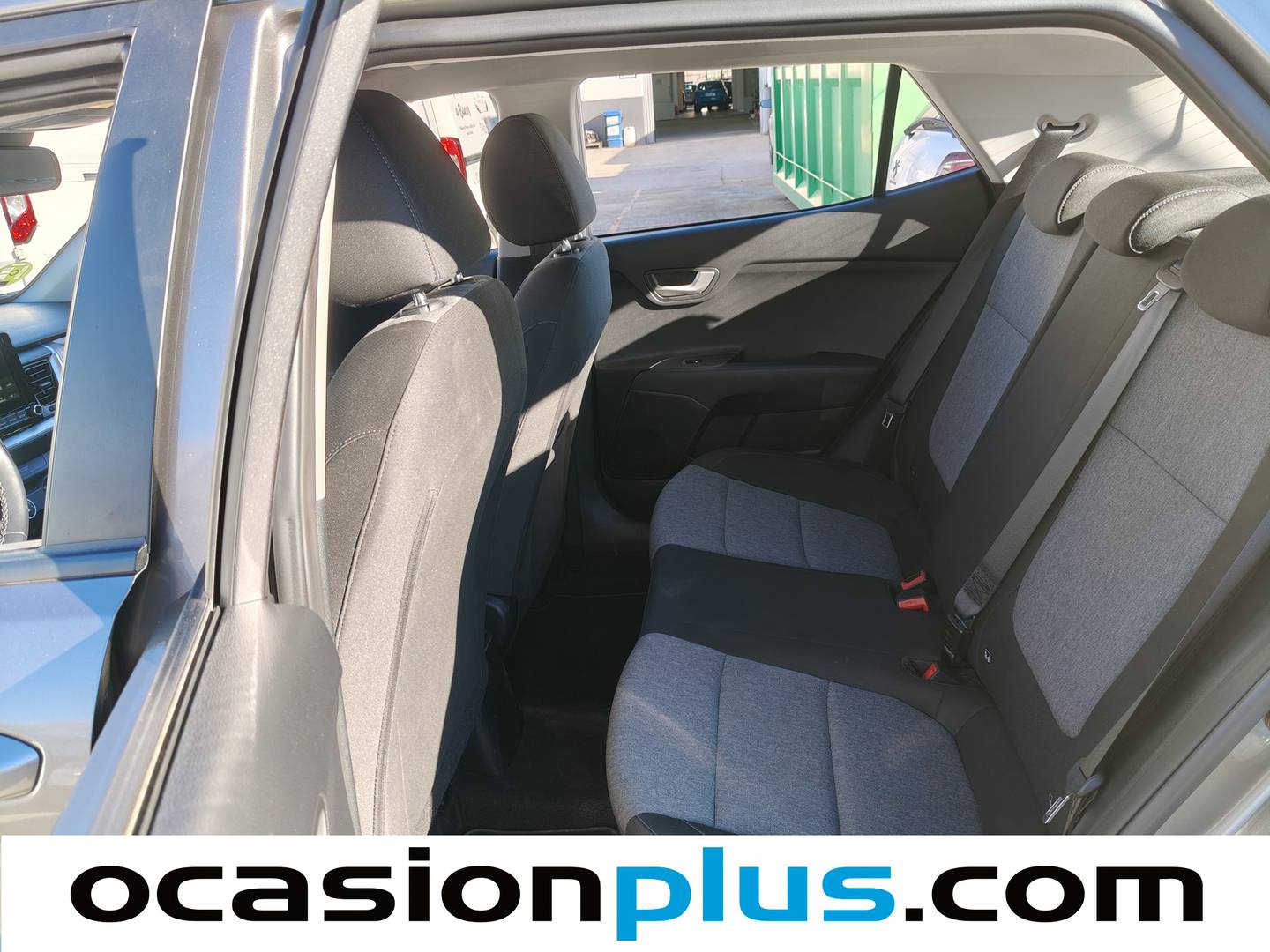 Foto asientos traseros KIA Stonic Kia Stonic 1.2 DPi Concept (79 CV)
