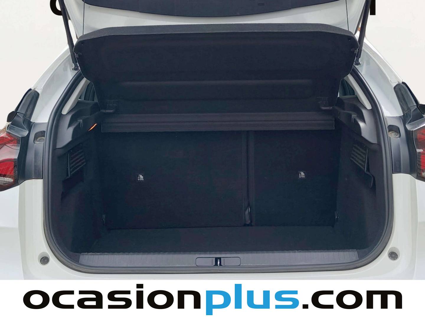 Fotos maletero Citroën C4 Citroen C4 BlueHDi 110 S&S Feel (110 CV)