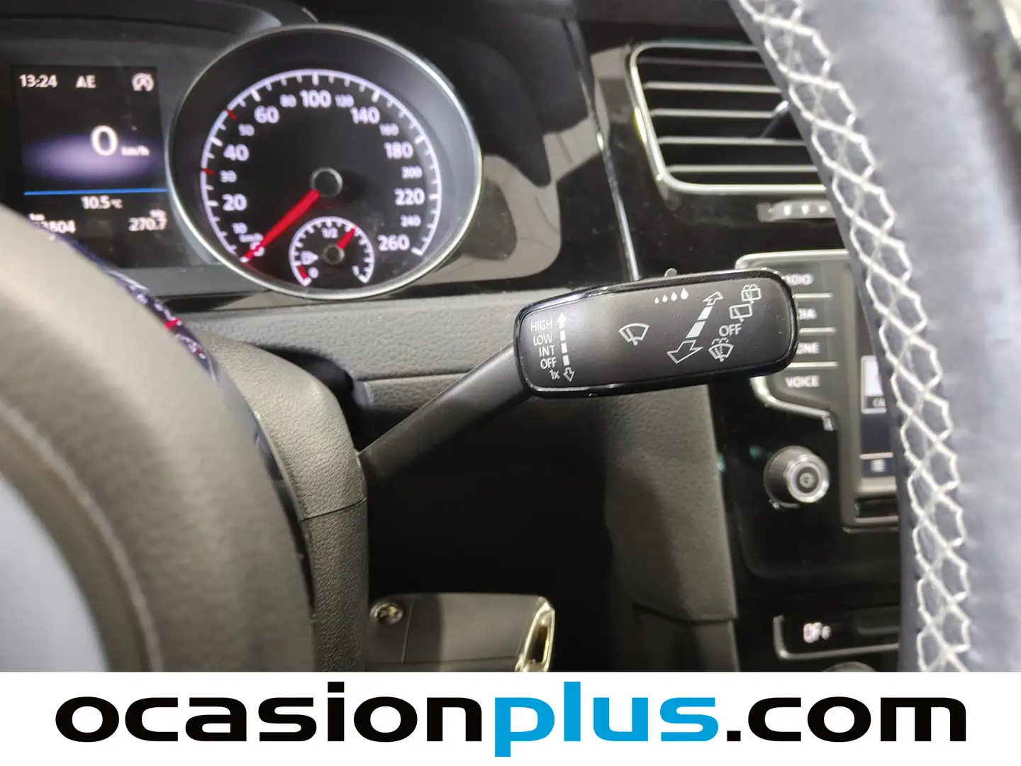 Foto Volkswagen Golf Volkswagen Golf Sport 1.6 TDI BMT (110 CV) Pack R-Line