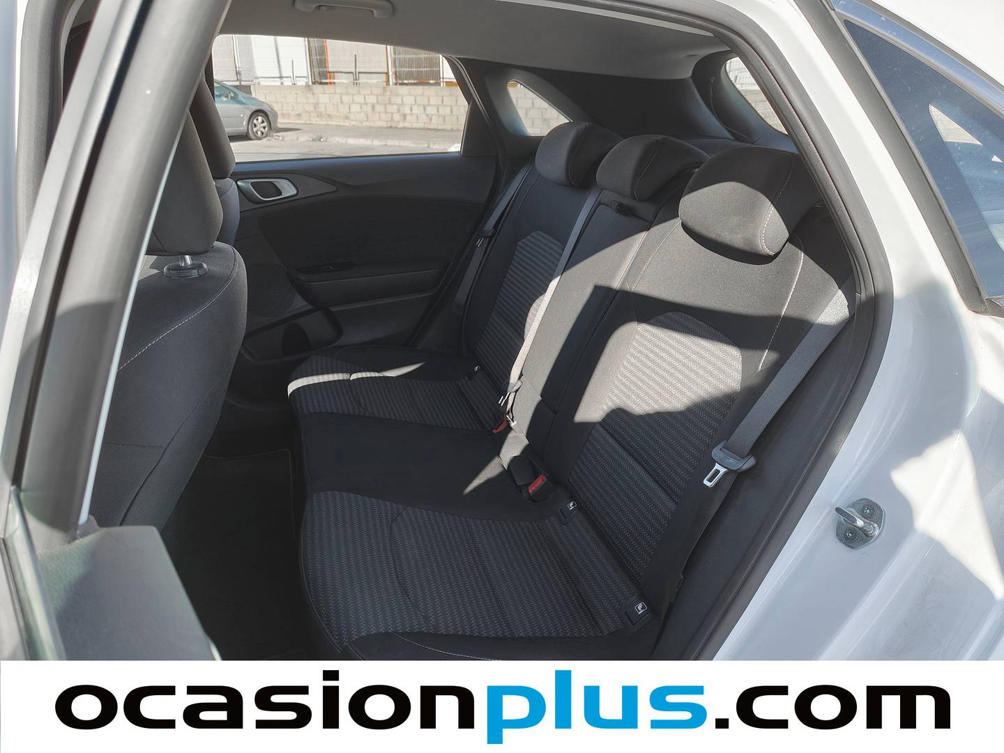Foto asientos traseros KIA Ceed KIA Ceed 1.0 T-GDI Drive (100 CV)