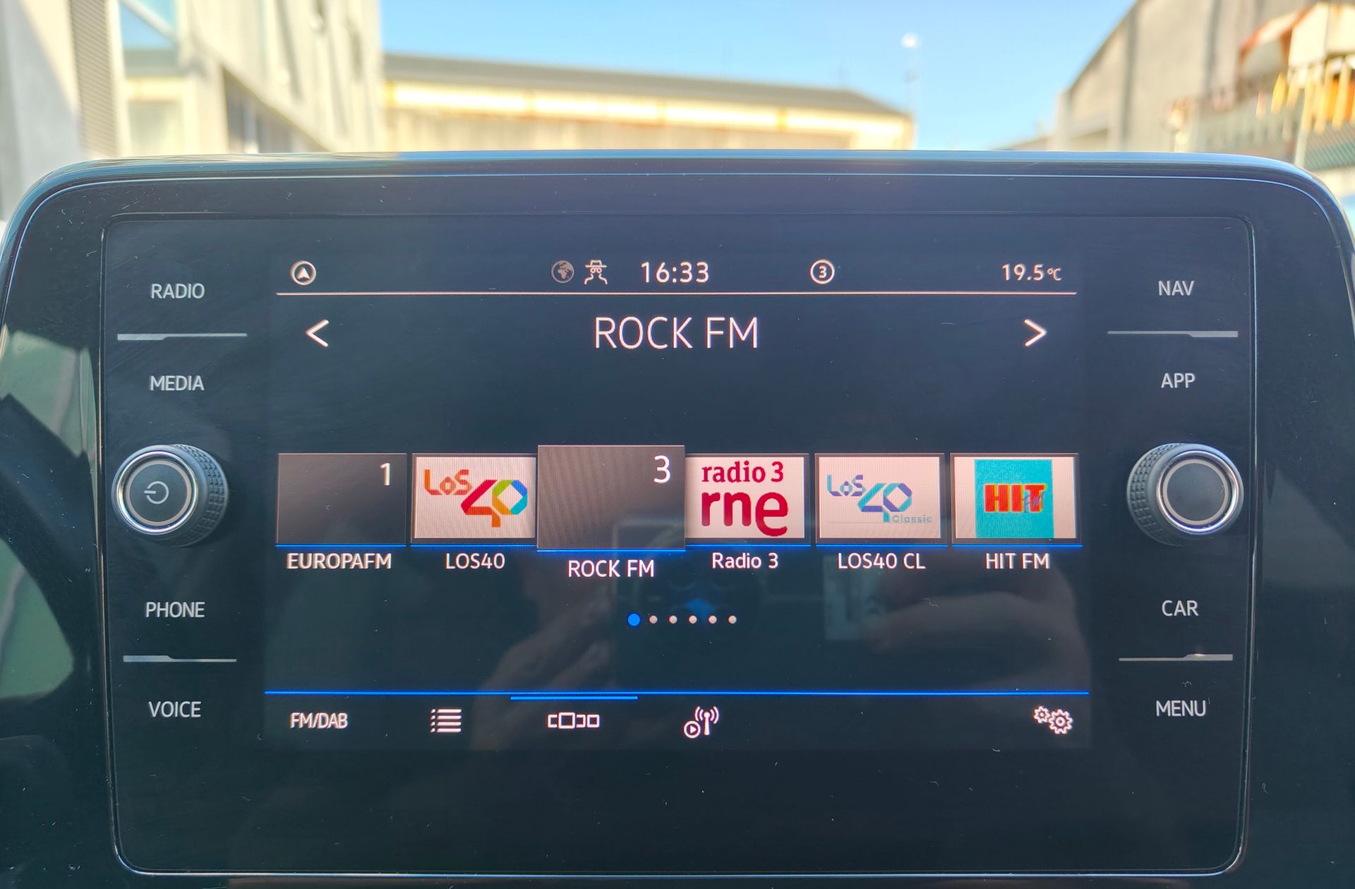 Volkswagen T-Roc Life 2.0 TDI - foto 32