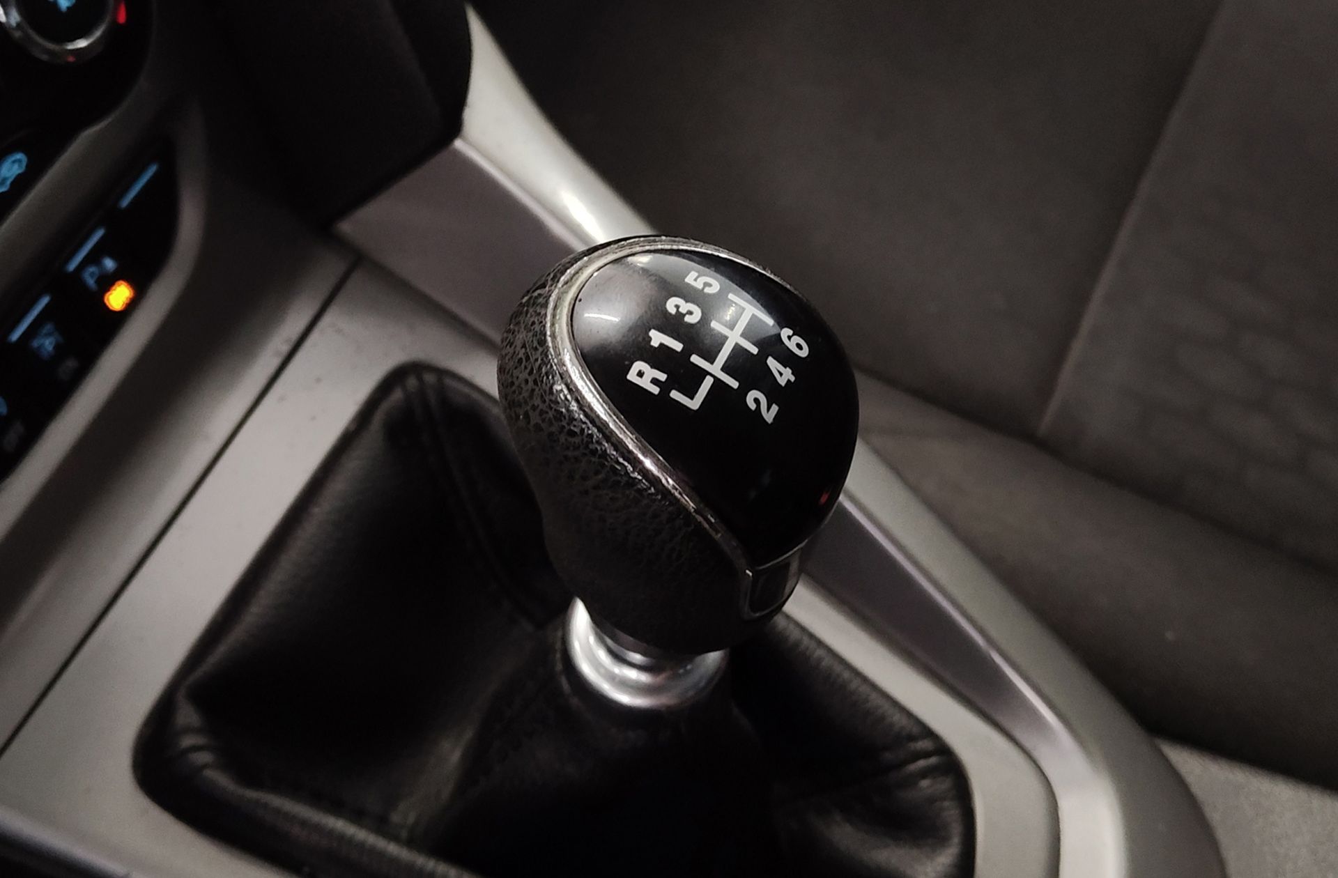 Ford Focus 1.0 EcoBoost Edition - foto 5