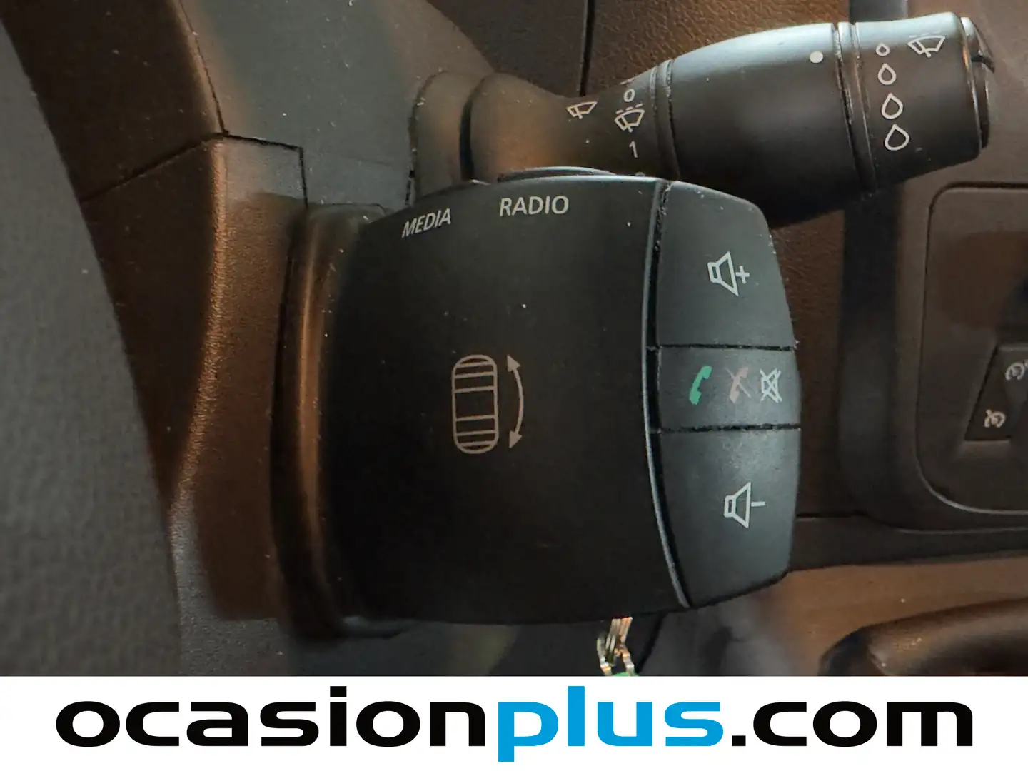 Foto Renault Master Renault Master Furgon dCi 130 DC T L2H2 3500 E6 (130 CV) Camperizada 3 Plazas