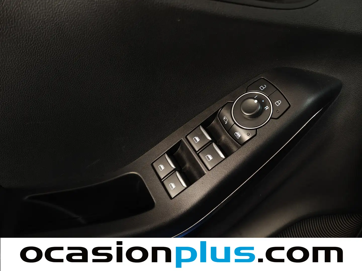 Foto Ford Puma Ford Puma 1.0 EcoBoost MHEV ST-Line X Auto (125 CV)