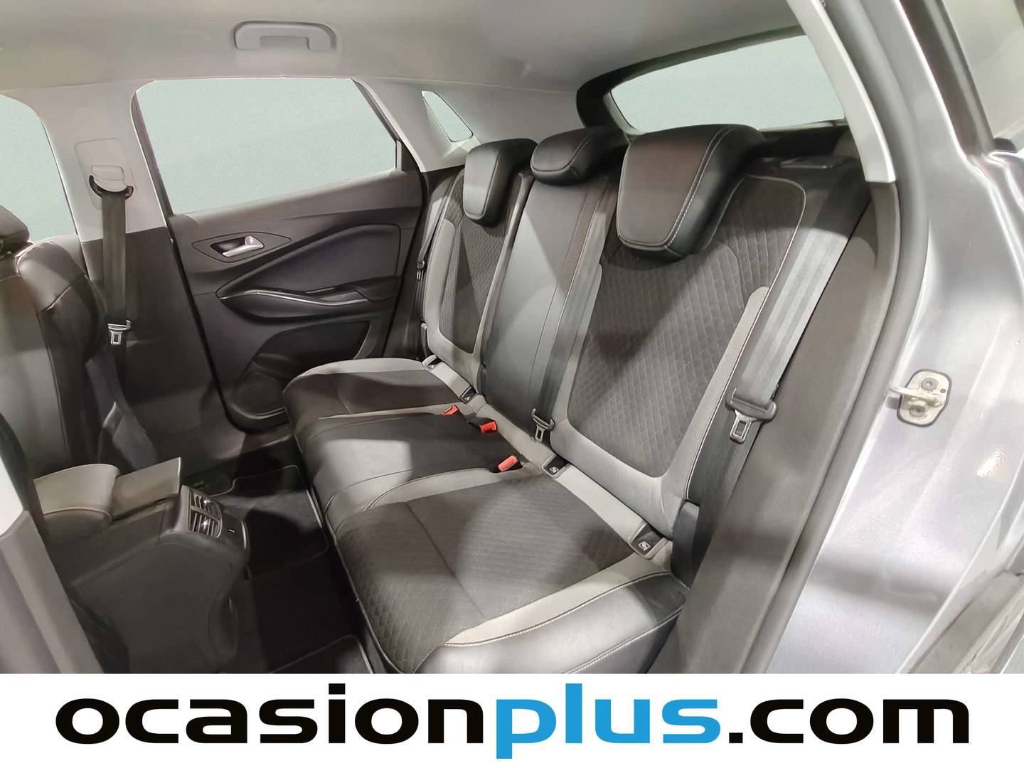 Foto asientos traseros Opel Grandland X Opel Grandland X 1.5 CDTi Design & Tech (130 CV)
