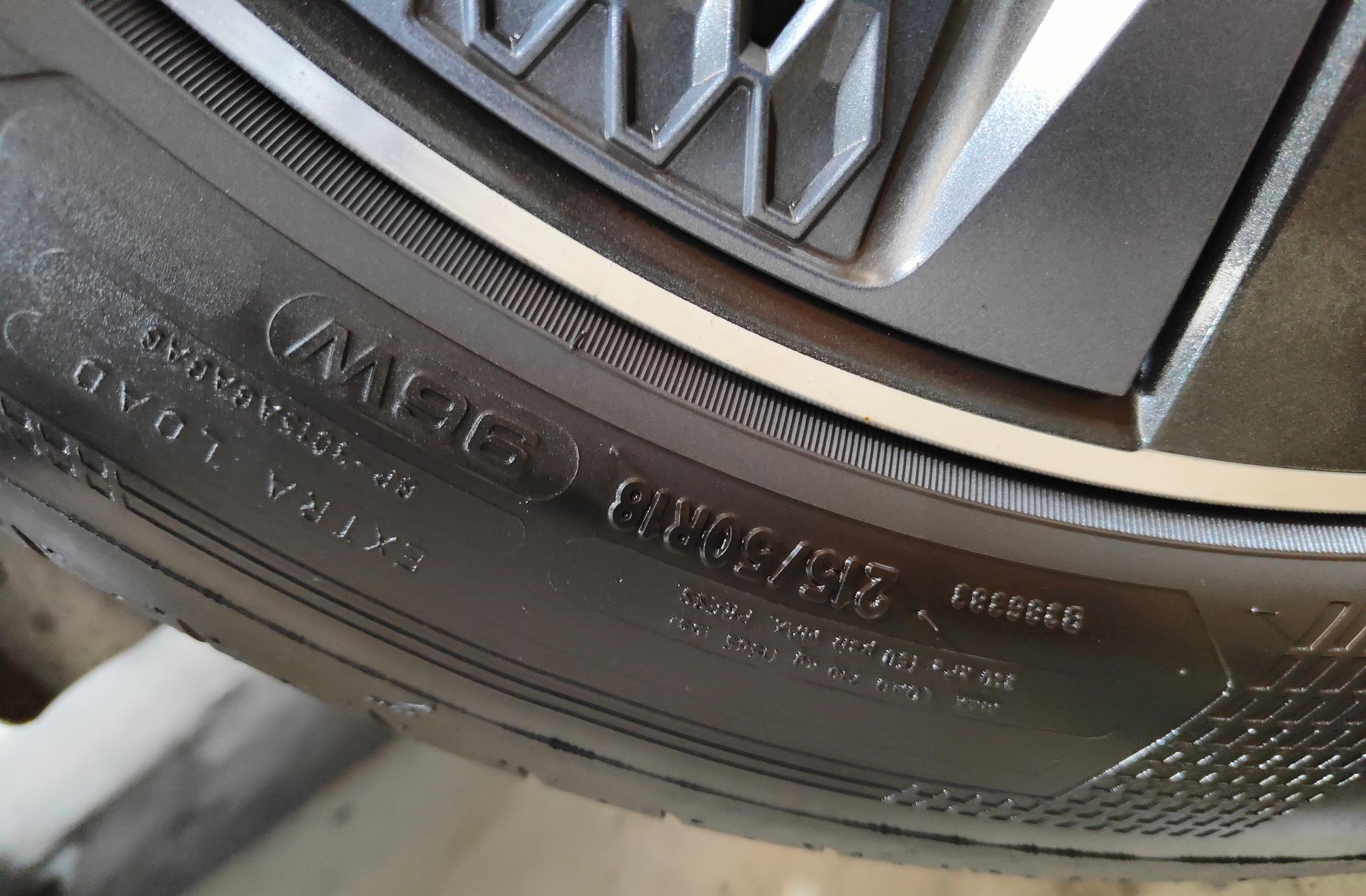 Škoda Karoq 1.5 TSI ACT Sportline DSG - foto 39