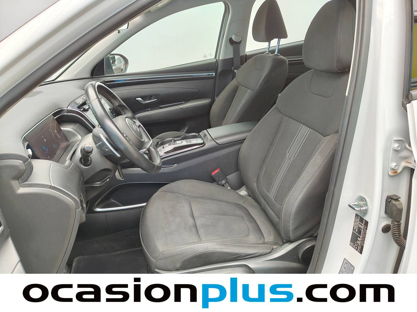 Foto asientos delanteros Hyundai Tucson Hyundai Tucson 1.6 TGDI HEV Maxx Auto (230 CV)