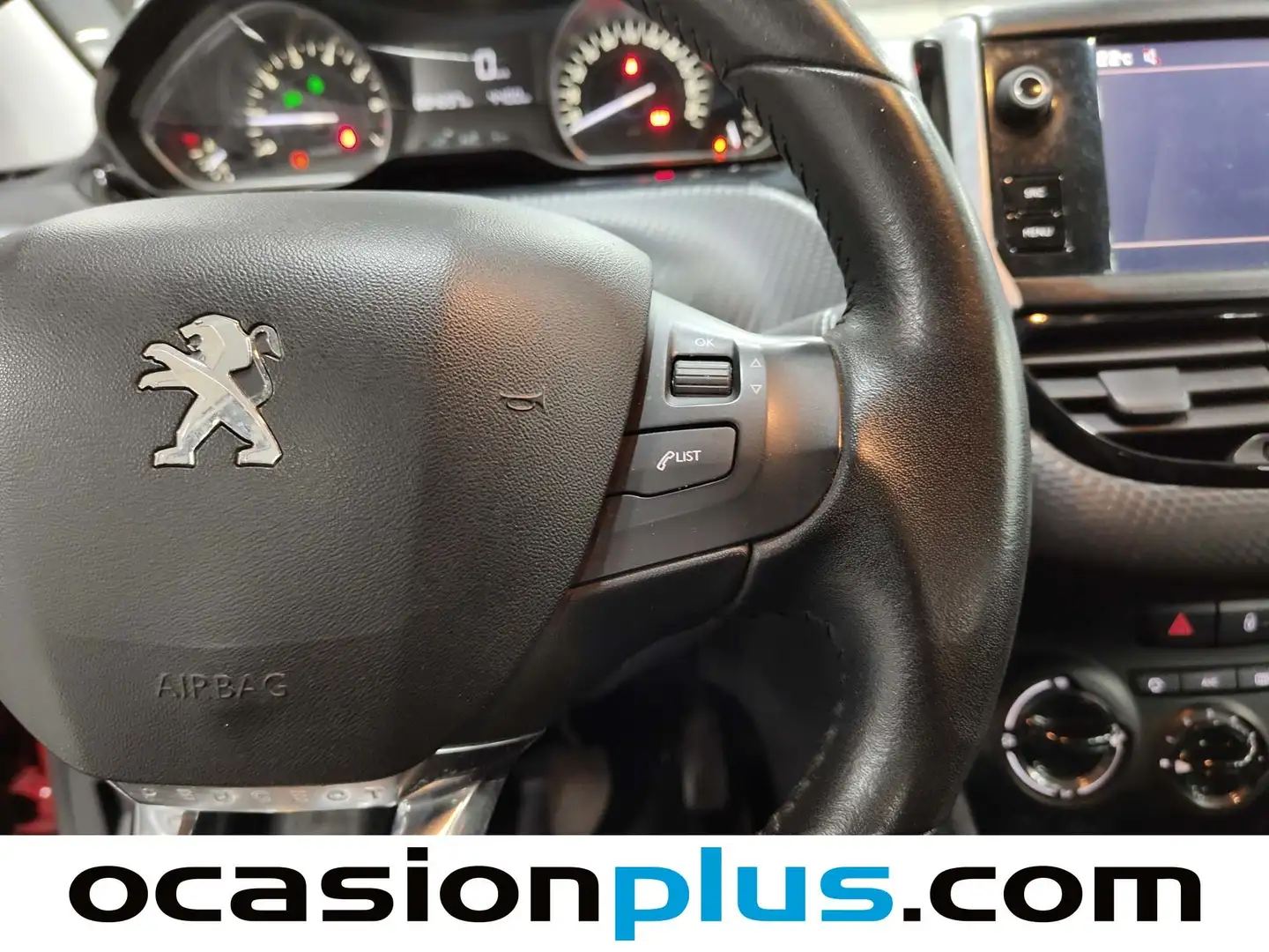 Foto Peugeot 2008 Peugeot 2008 PureTech Signature  (82 CV)