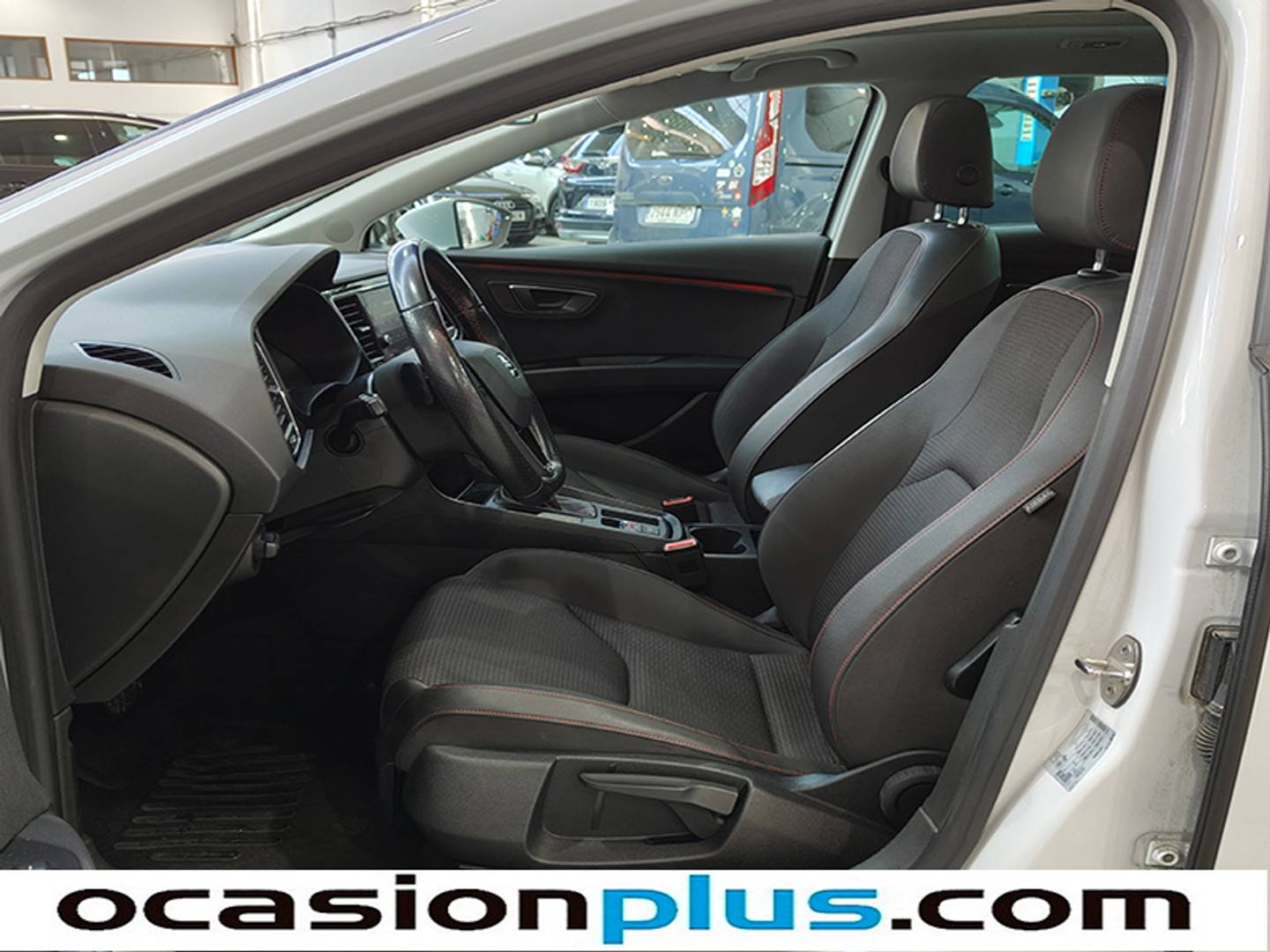Foto Seat León SEAT Leon ST 2.0 TDI S&S FR Plus DSG (184 CV)