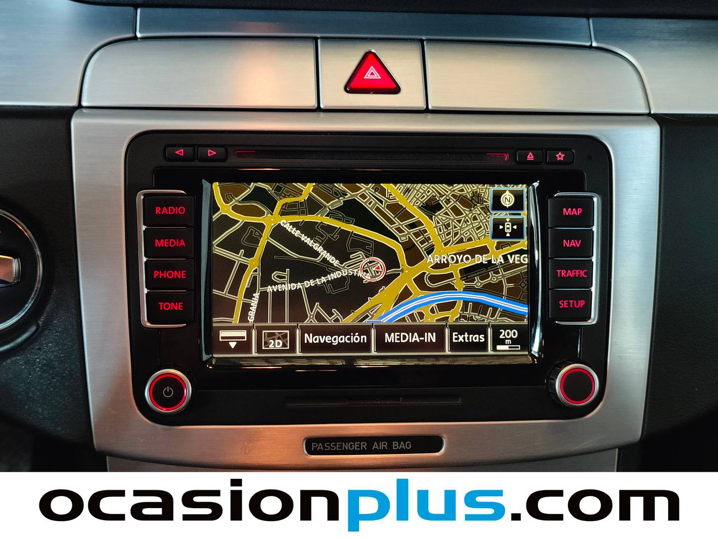 Equipamiento del Volkswagen Passat CC Volkswagen Passat CC 2.0 TDI DPF (170 CV) DSG