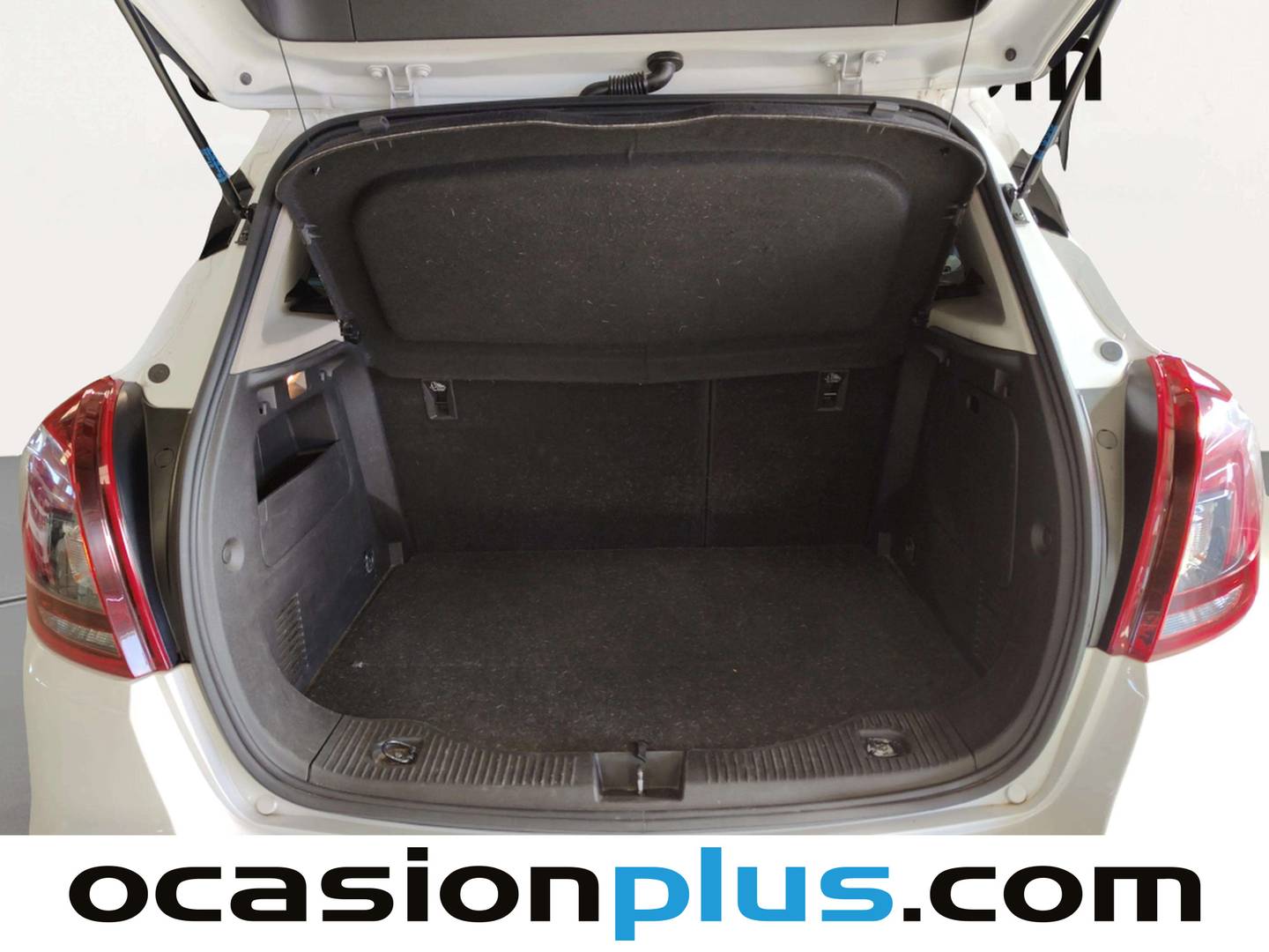 Fotos maletero Opel Mokka X Opel Mokka X 1.4 Turbo Innovation 4X2 Auto (140 CV)