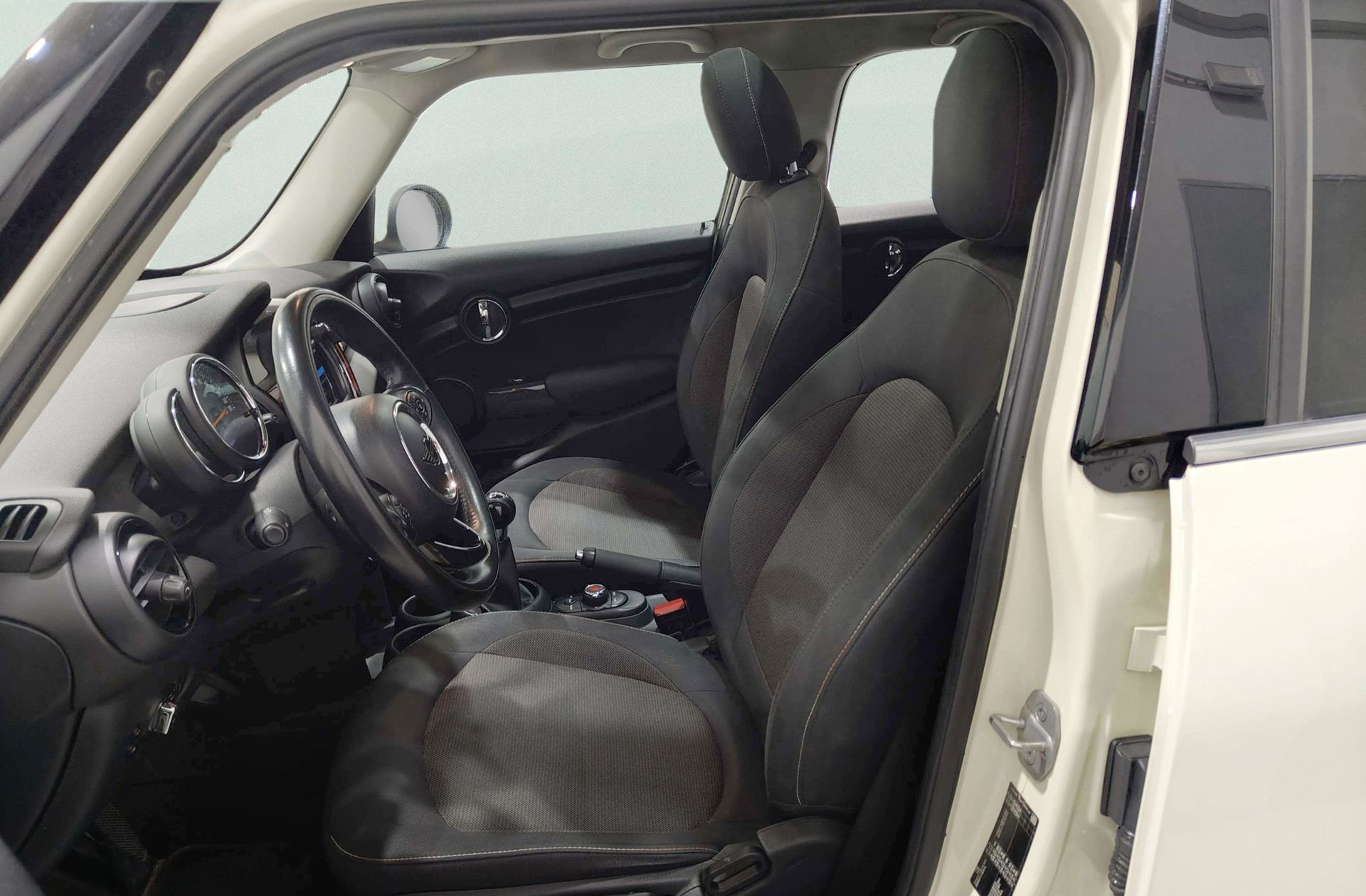 MINI Cooper One - foto 8