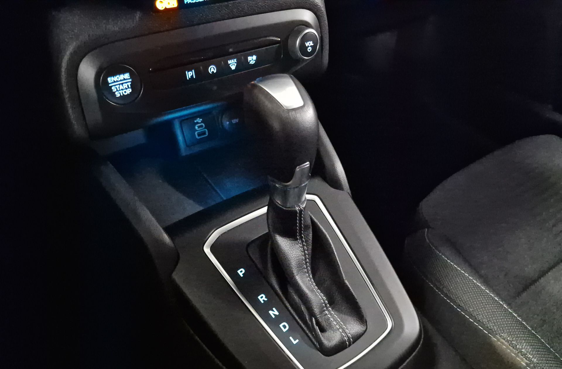 Ford Focus 1.0 EcoBoost MHEV Active - foto 5