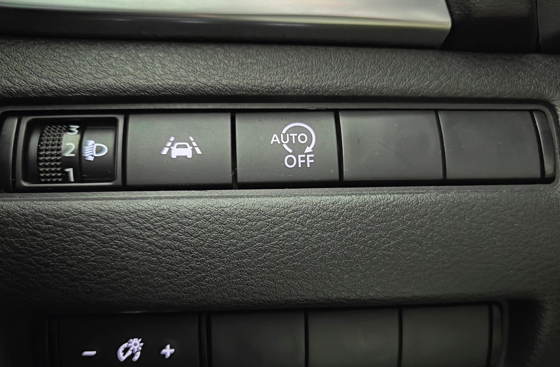 Nissan Qashqai DIG-T 160 N-Connecta Xtronic - foto 24