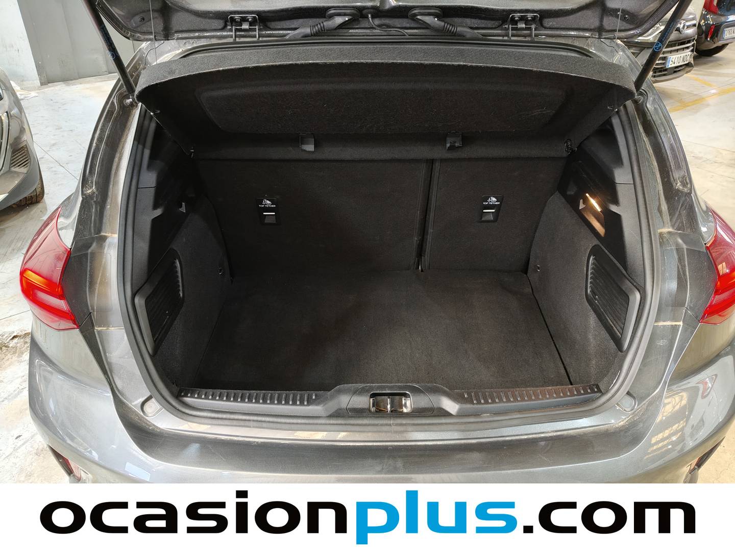 Foto asientos delanteros Ford Focus Ford Focus 1.0 Ecoboost MHEV ST-Line Auto (155 CV)