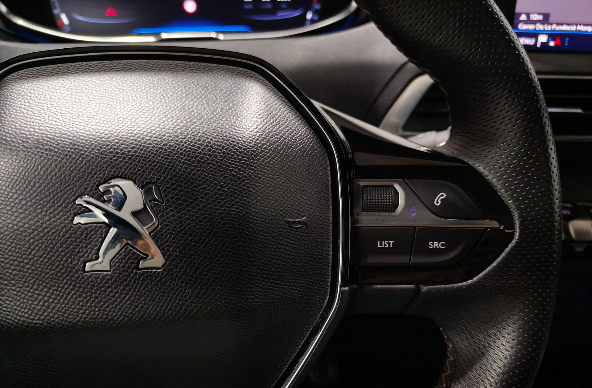 Peugeot 5008 BlueHDi 150 GT-Line - foto 36
