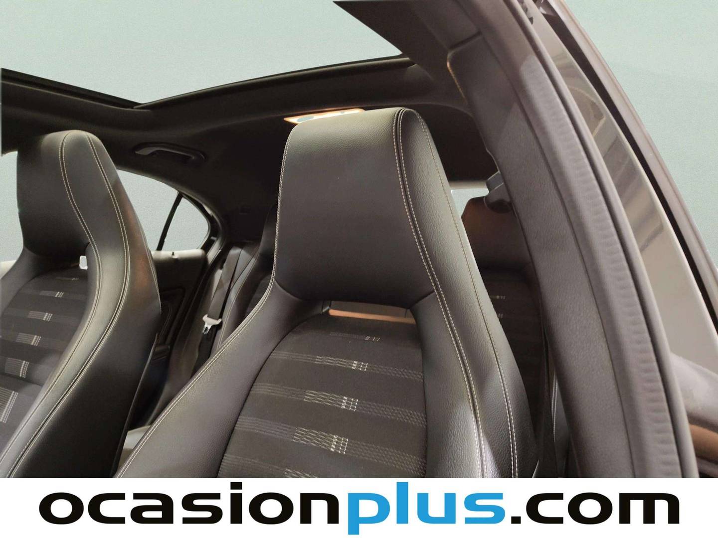 Equipamiento del Mercedes Clase A Mercedes Clase A 180 (122 CV)