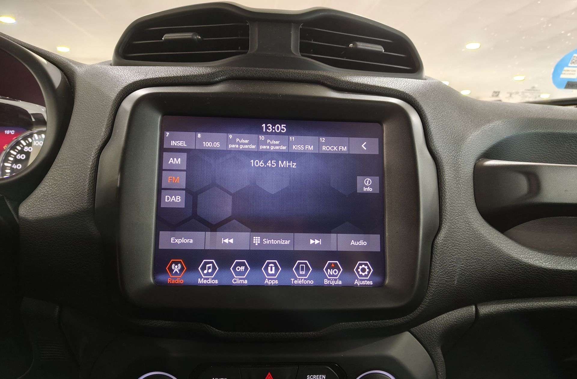 Jeep Renegade eHybrid 1.5 Limited ATX - foto 26