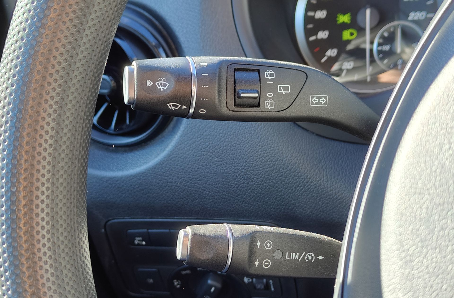 Mercedes-Benz Vito 114 CDI Tourer Pro Larga 9 plazas - foto 20