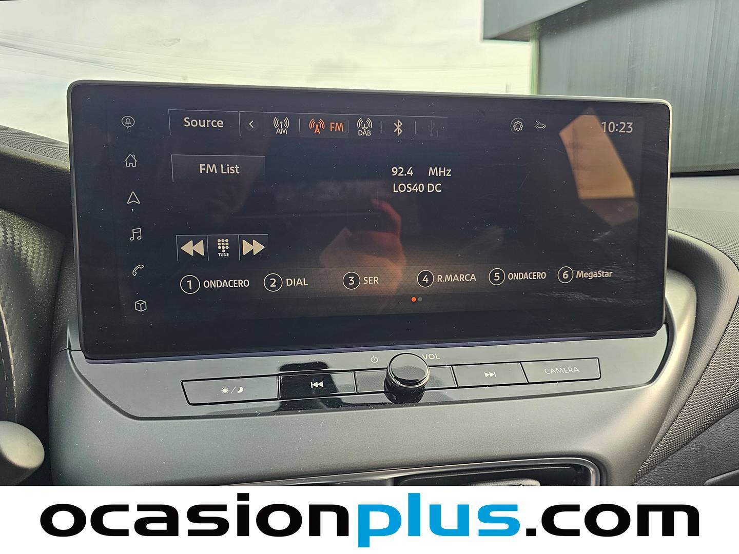 Foto Nissan JUKE Nissan Juke DIG-T N-Connecta 4x2 (114 CV)