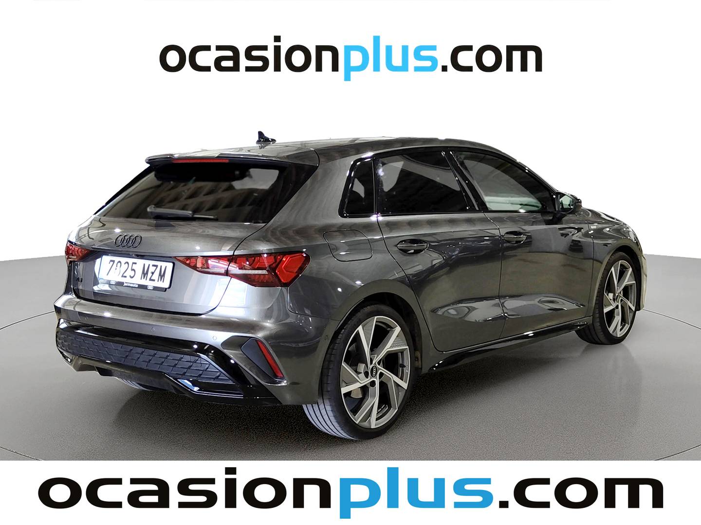 Foto trasera Audi A3 Audi A3 Sportback Black line edition 35 TFSI (150 CV) S tronic izquierda