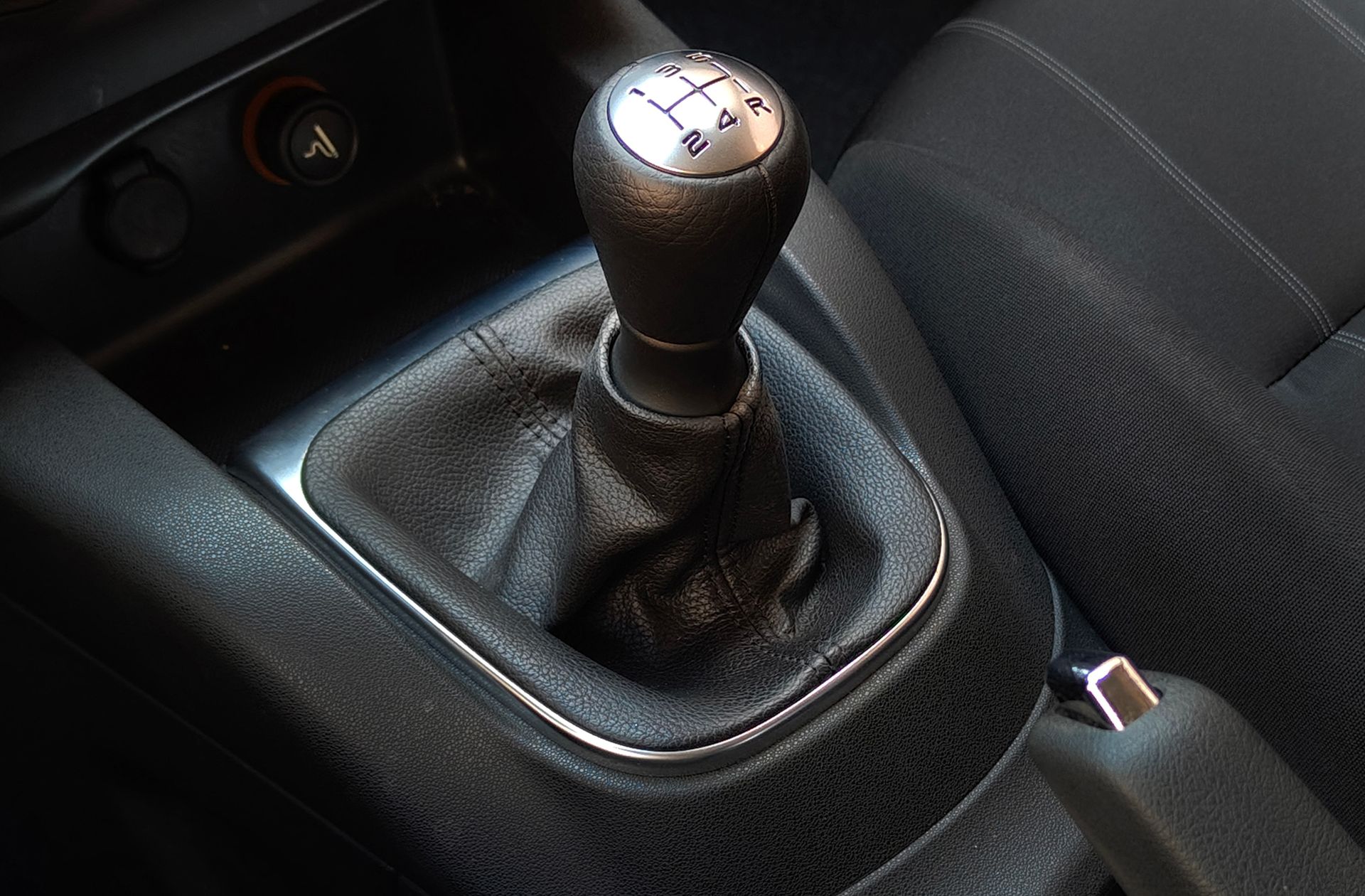 Citroën C4 1.6 HDi Tonic - foto 5