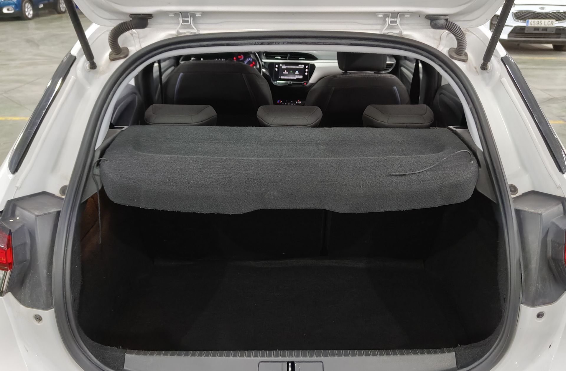 Opel Corsa 1.2 XEL Edition - foto 14