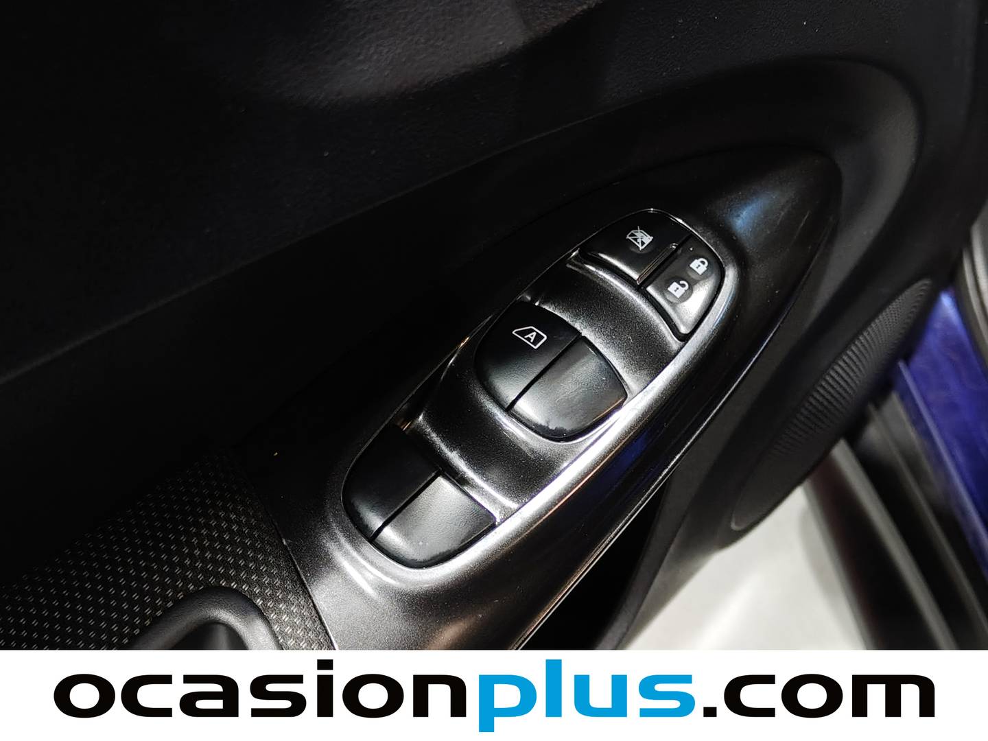 Foto Nissan JUKE Nissan Juke DIG-T N-Connecta 4x2 (115 CV)