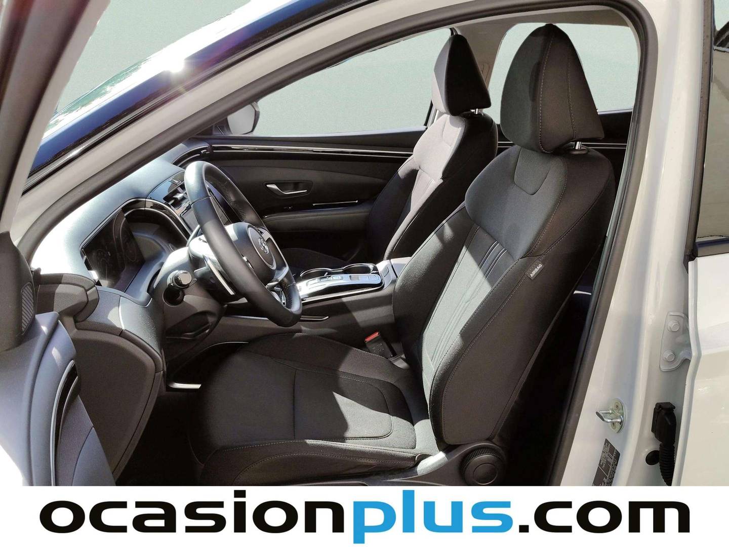 Foto asientos delanteros Hyundai Tucson Hyundai Tucson 1.6 TGDI HEV Tecno Auto 2C (230 CV)