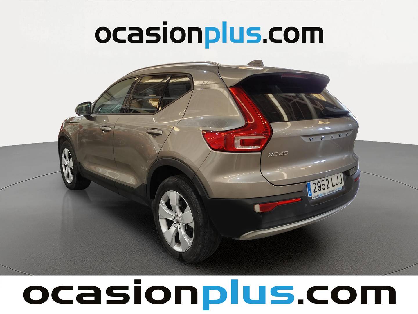 Foto delantera Volvo XC40 Volvo XC40 D3 Business Plus Auto (150 CV) derecha