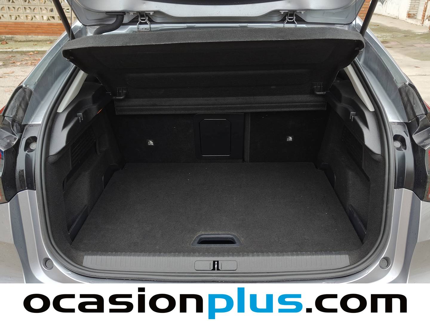 Foto Citroën C4 Citroen C4 PureTech 130 S&S Shine  (130 CV)