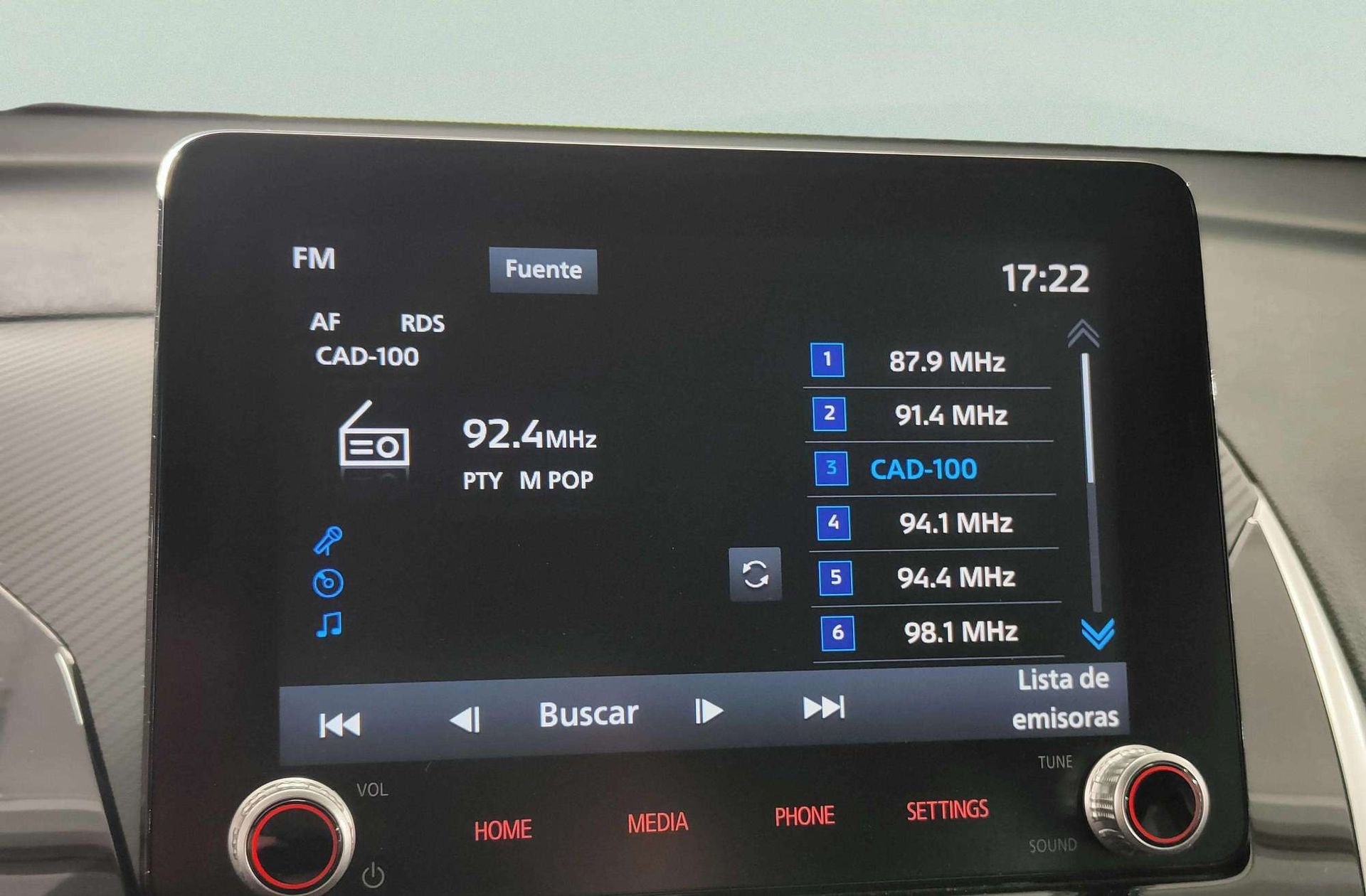 Mitsubishi Eclipse Cross 2.4 PHEV Kaiteki 4WD - foto 35