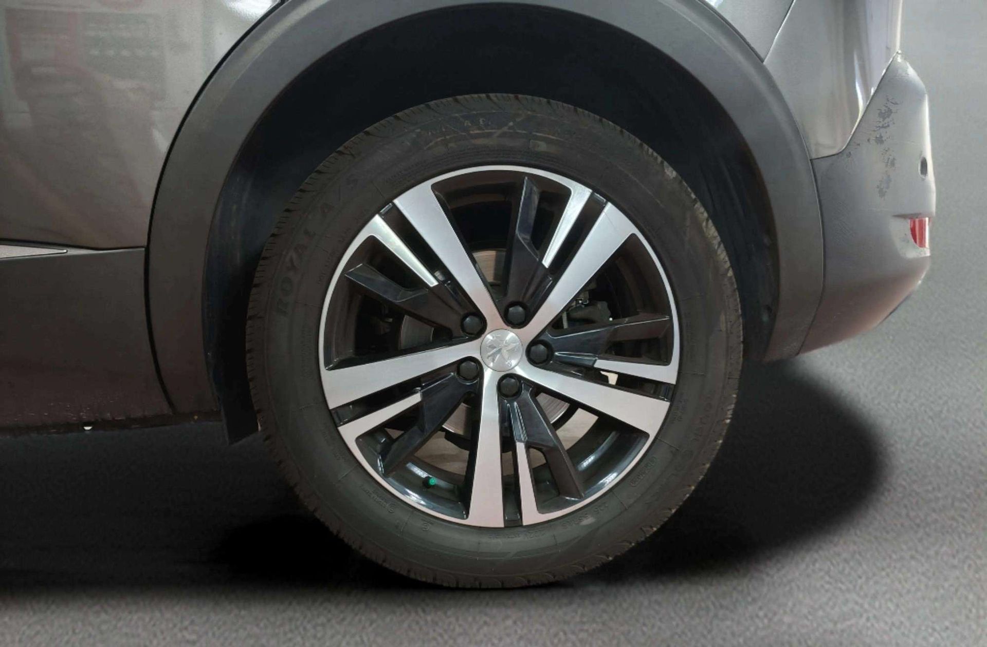 Peugeot 5008 BlueHDi 130 GT EAT8 7 plazas - foto 45