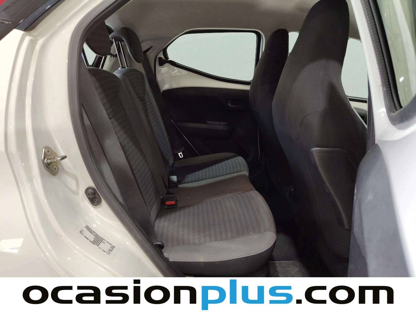 Toyota Aygo Toyota Aygo 1.0 70 x-play (72 CV) al mejor precio