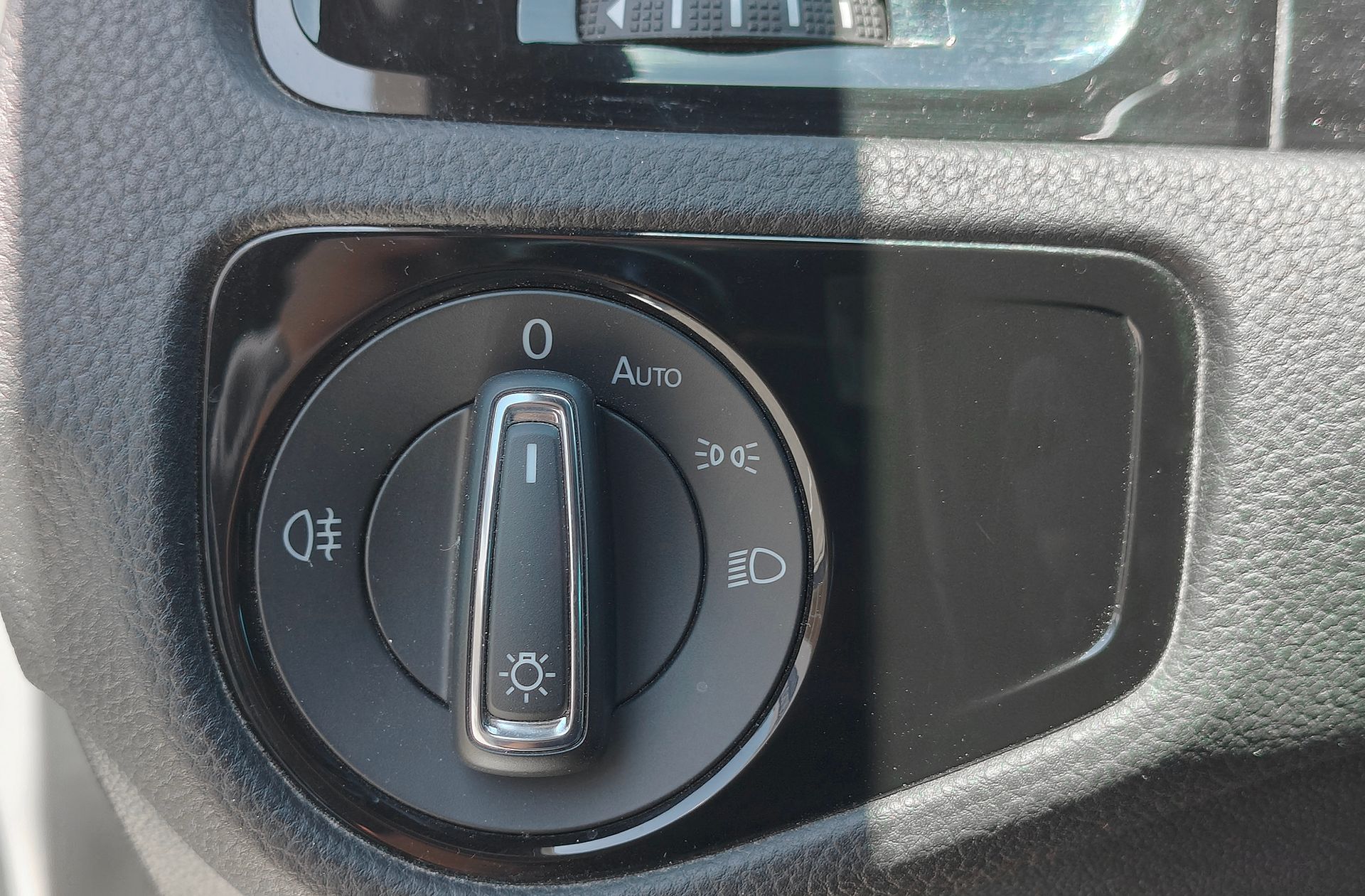 Volkswagen Golf GTI 2.0 TSI DSG - foto 24