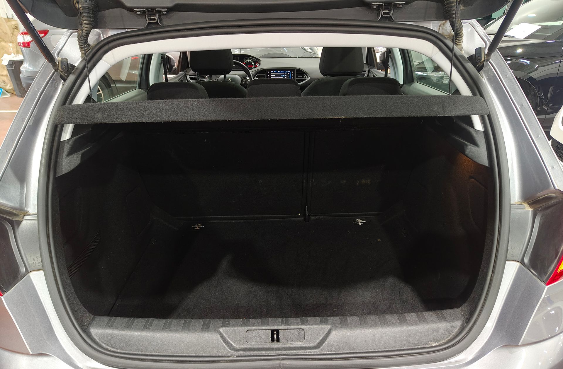 Peugeot 308 PureTech 130 Active EAT6 - foto 15