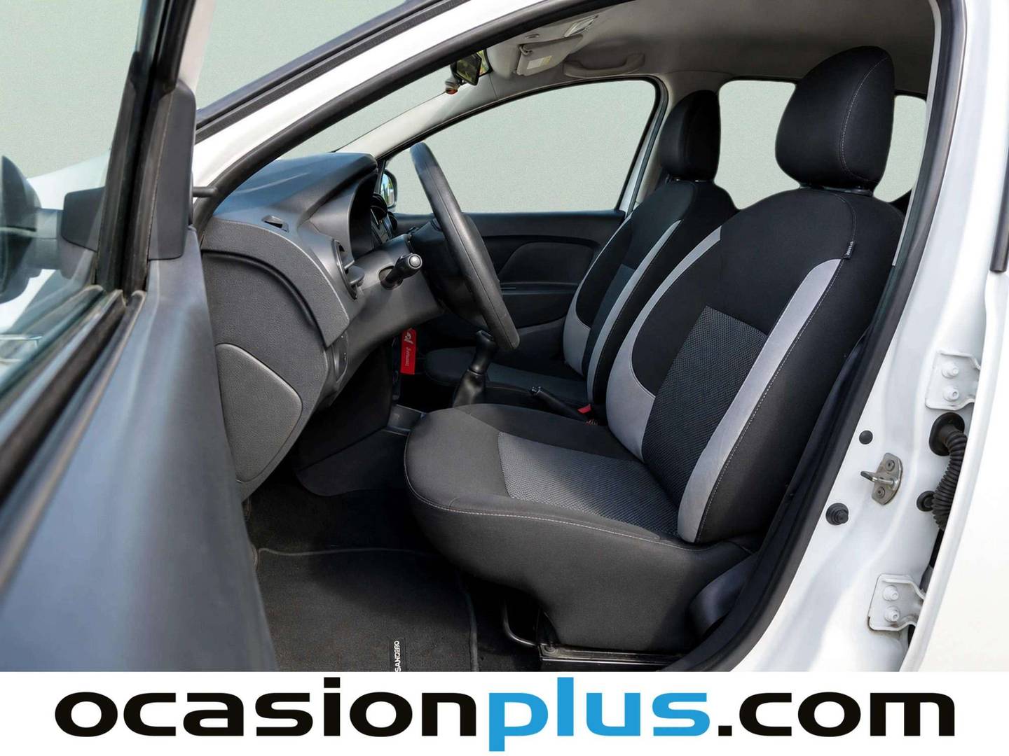Foto asientos delanteros Dacia Sandero Dacia Sandero Ambiance dCi (75 CV)