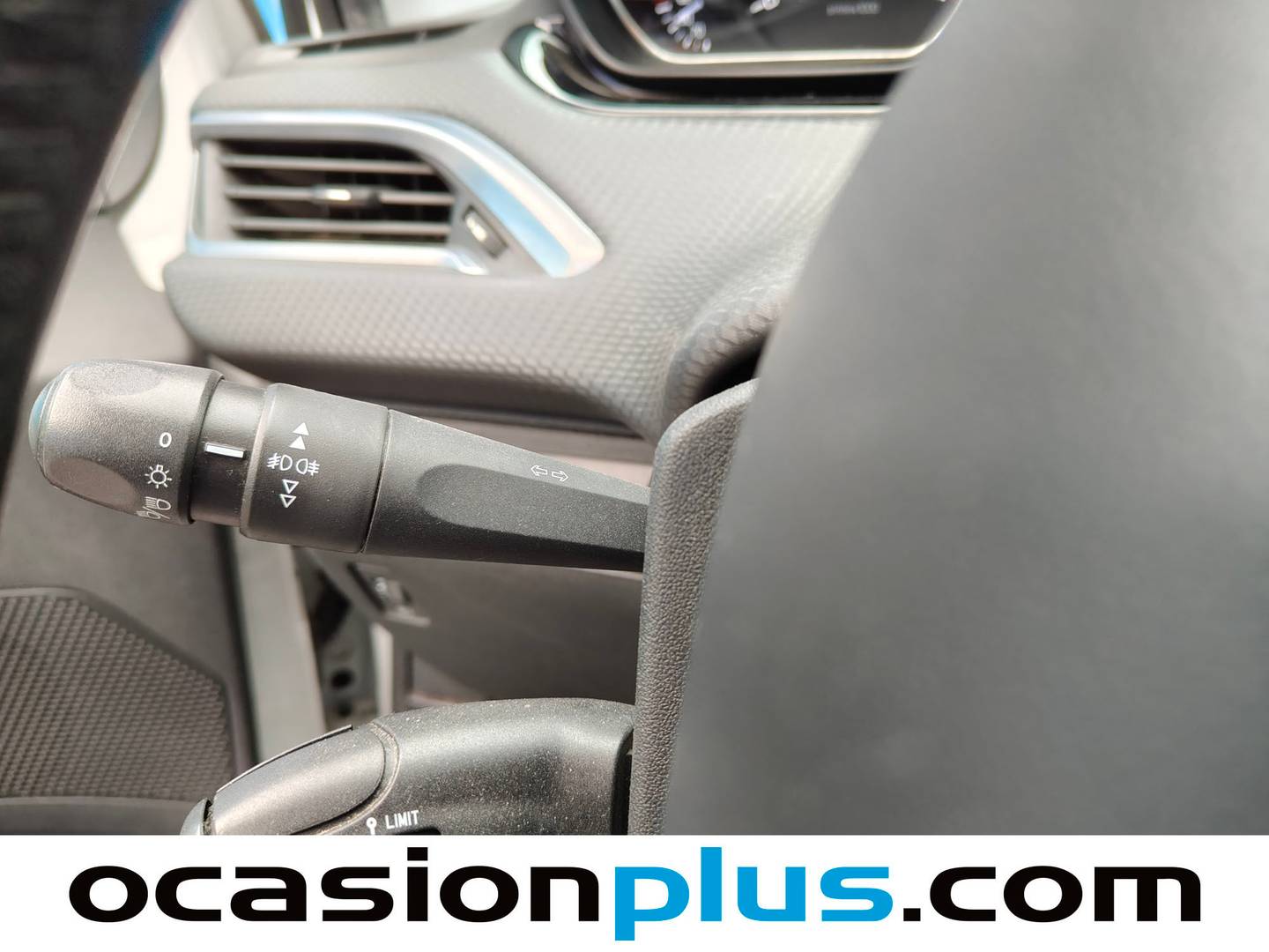 Peugeot 2008 Peugeot 2008 BlueHDi 100 S&S Active (100 CV) 2015
