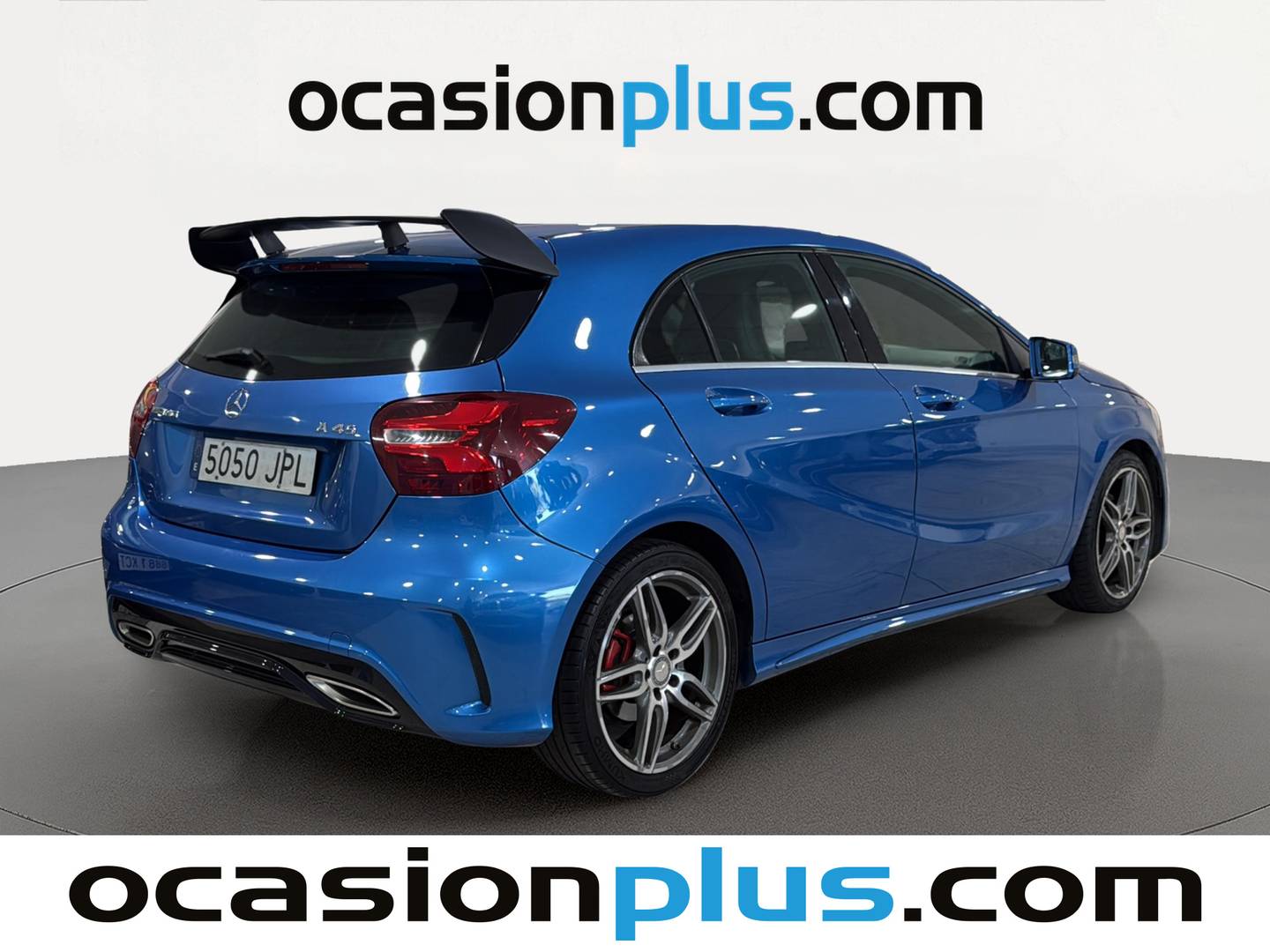 Foto trasera Mercedes Clase A Mercedes Clase A 180 d AMG Line (109 CV) derecha