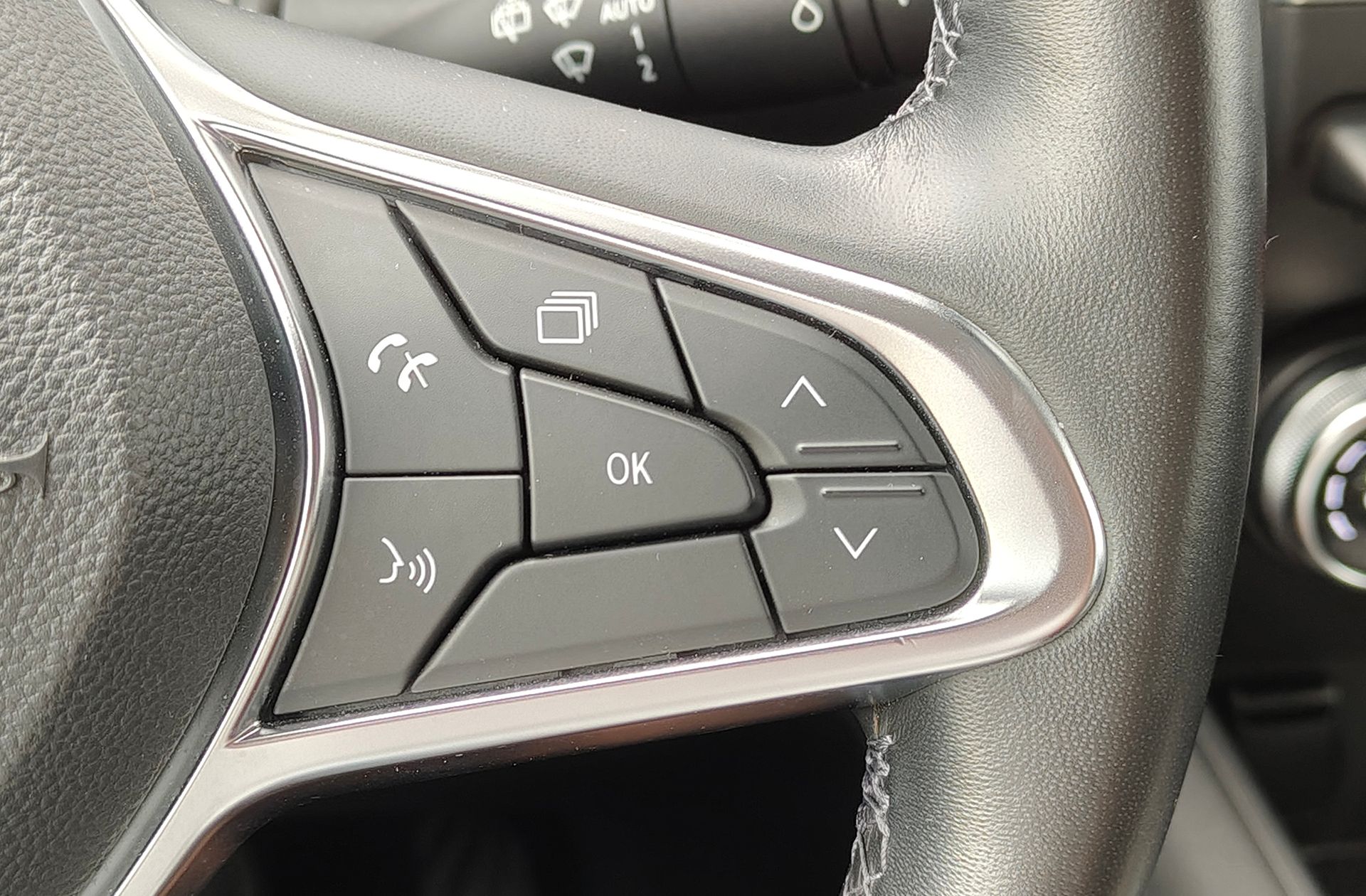 Renault Captur Zen E-Tech Híbrido enchufable - foto 30