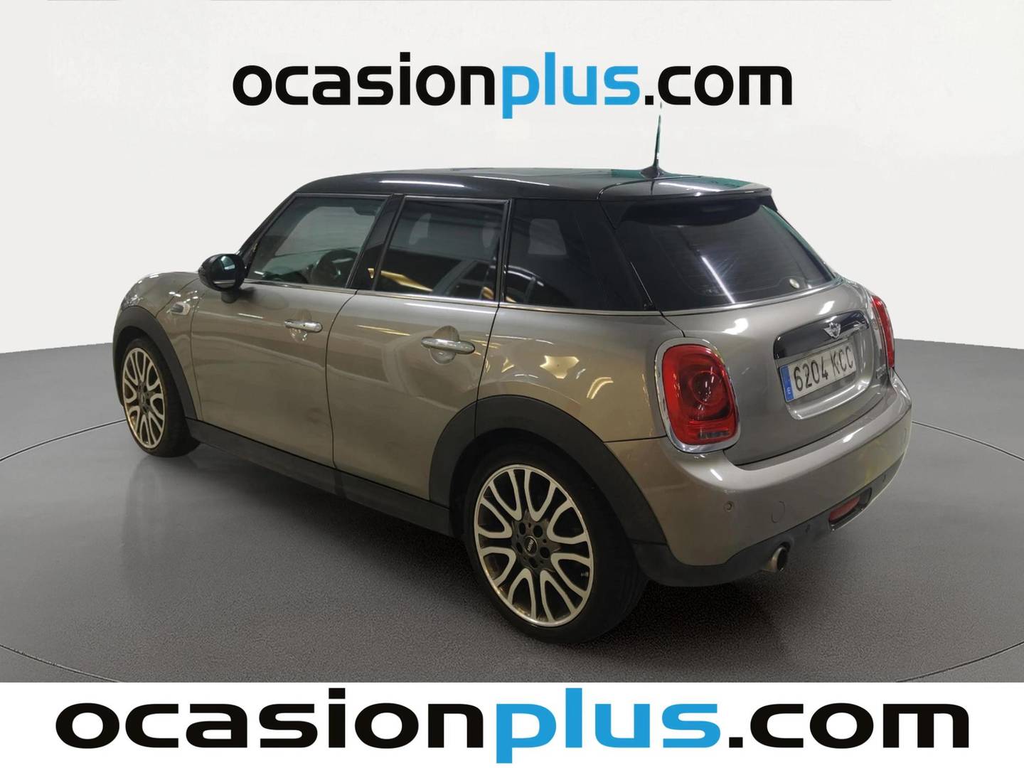 Foto delantera Mini MINI Cooper 5 Puertas Mini MINI Cooper 5 Puertas Cooper 5 Puertas (136 CV) derecha