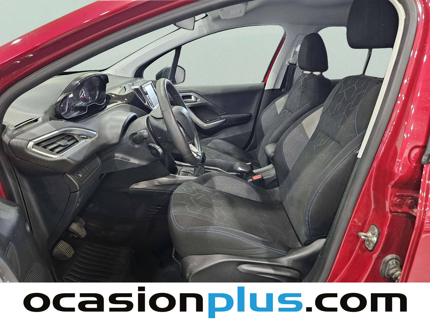 Foto asientos delanteros Peugeot 2008 Peugeot 2008 PureTech 82 Style (82 CV)