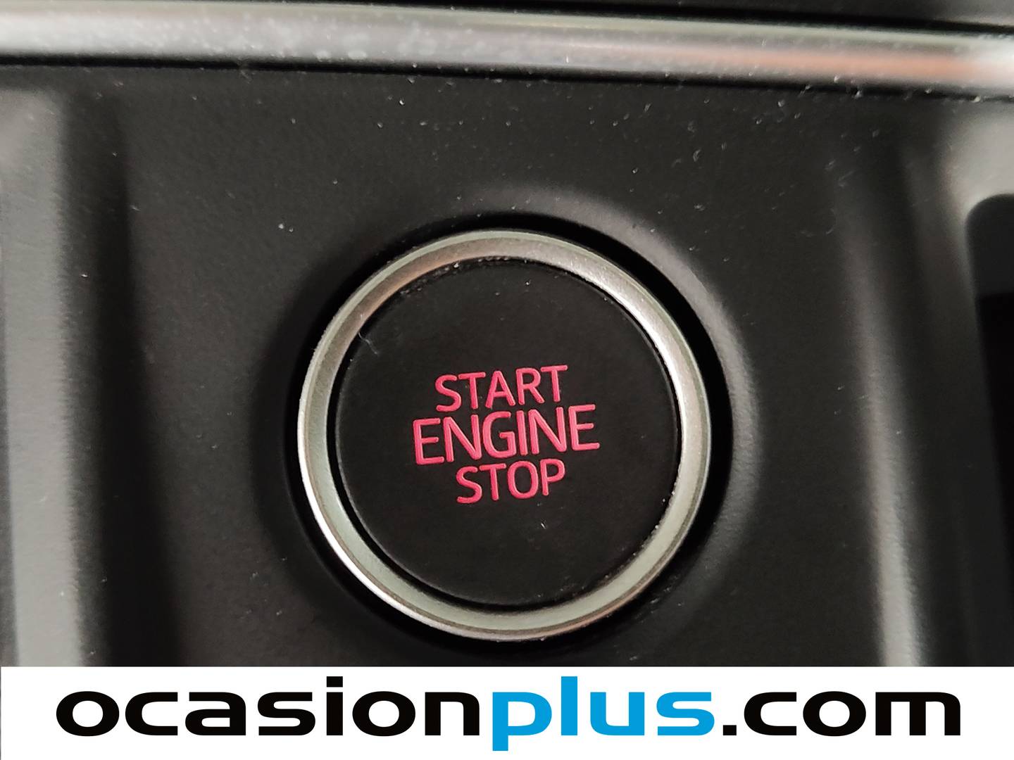 Seat León SEAT León 1.5 eTSI S&S FR Launch Pack L DSG (150 CV) de segunda mano